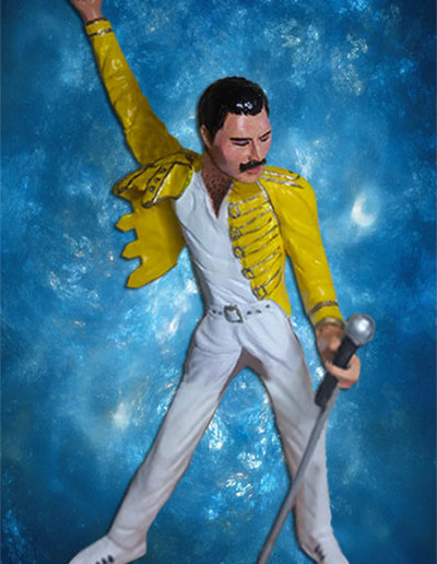 Statuina di terracotta del cantante Freddie Mercury. Fatto a mano in stile statuine di Napoli