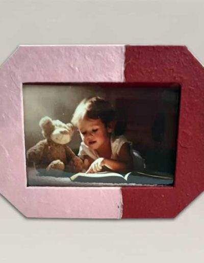 portafoto artigianale rivestito con carta gelso rosa e bordeaux